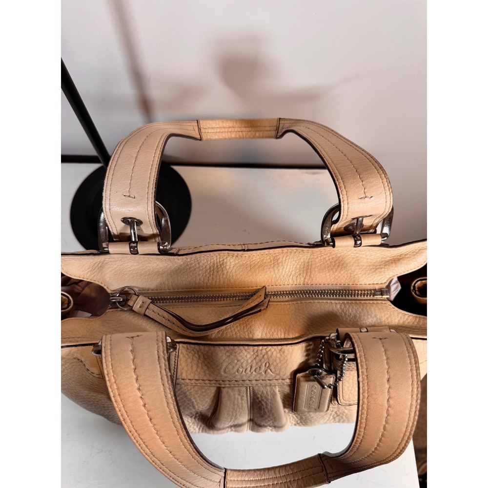 Coach Soho Pleated Tote Beige Pebbled Leather Shoulder Bag Pink Lining F13732 - Picture 4 of 7